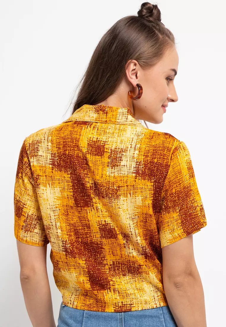 Nade FTA10 KCK Kemeja Crop Knot Abstrak Kuning