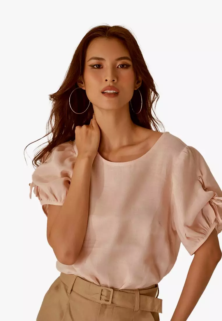 Becoming Unveil Linen Short