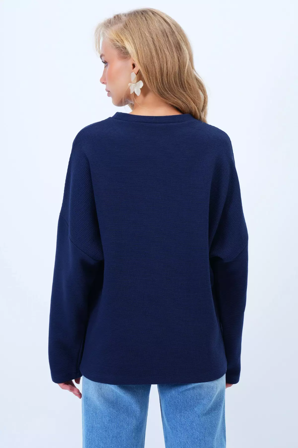 Women's Midnight Blue Crew Neck Batwing Sleeve Wide Cut Basic Blouse Alc-X14391