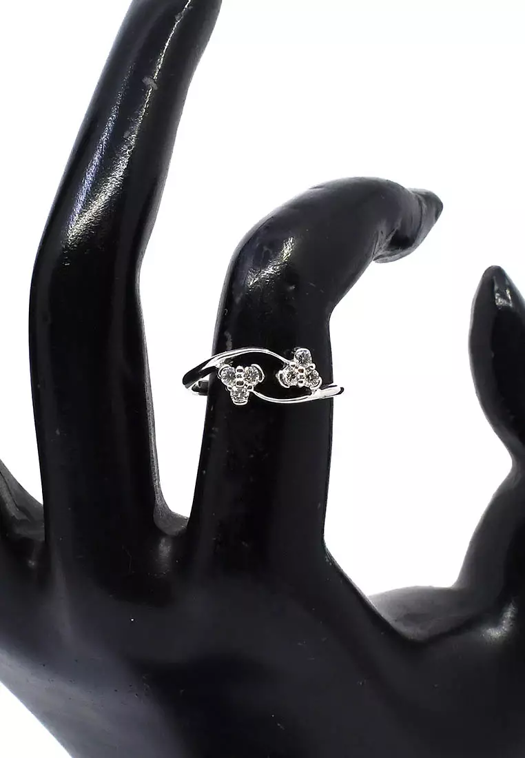 18K Locally Made White Gold Lady Ring with Diamonds