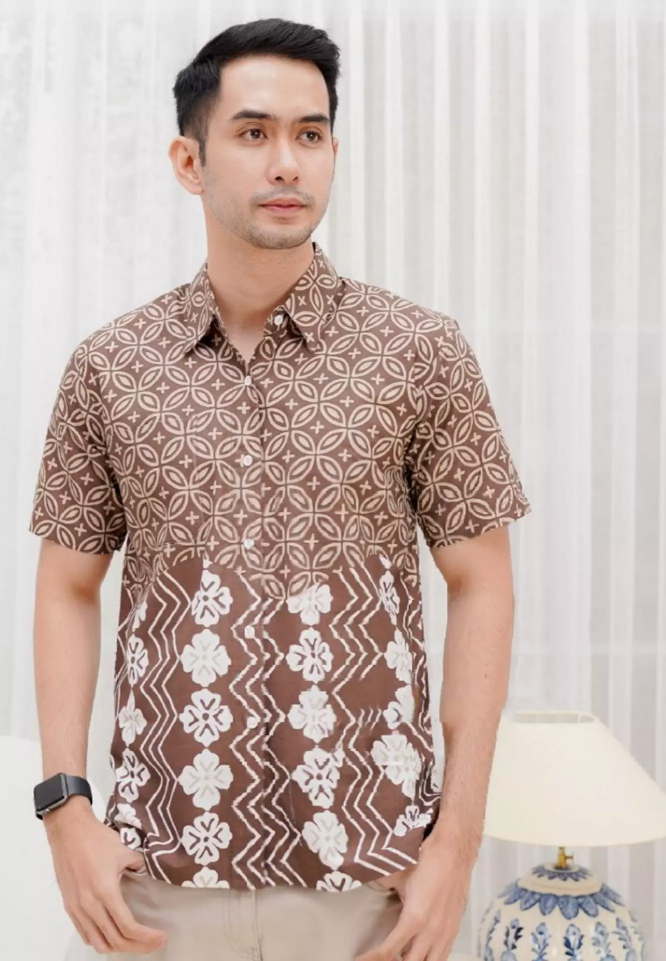 Dharmarendra Coklat Kemeja Batik Pria Premium Elegant Lengan Pendek B.K