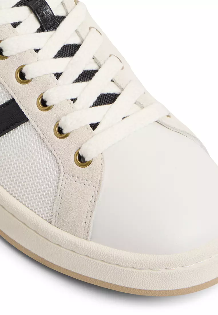 Retrokicks Sneakers