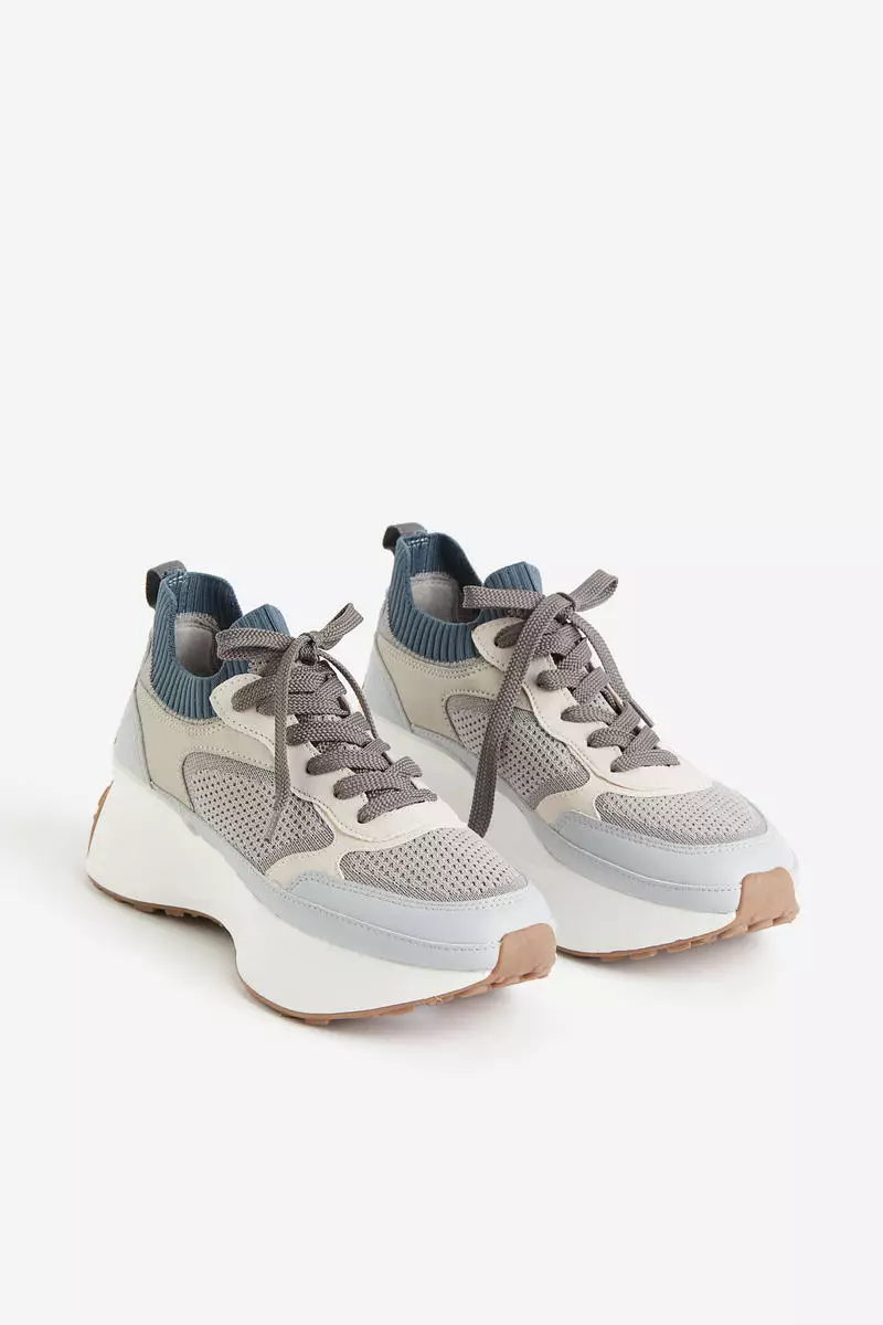 Chunky hot sale trainers cheap