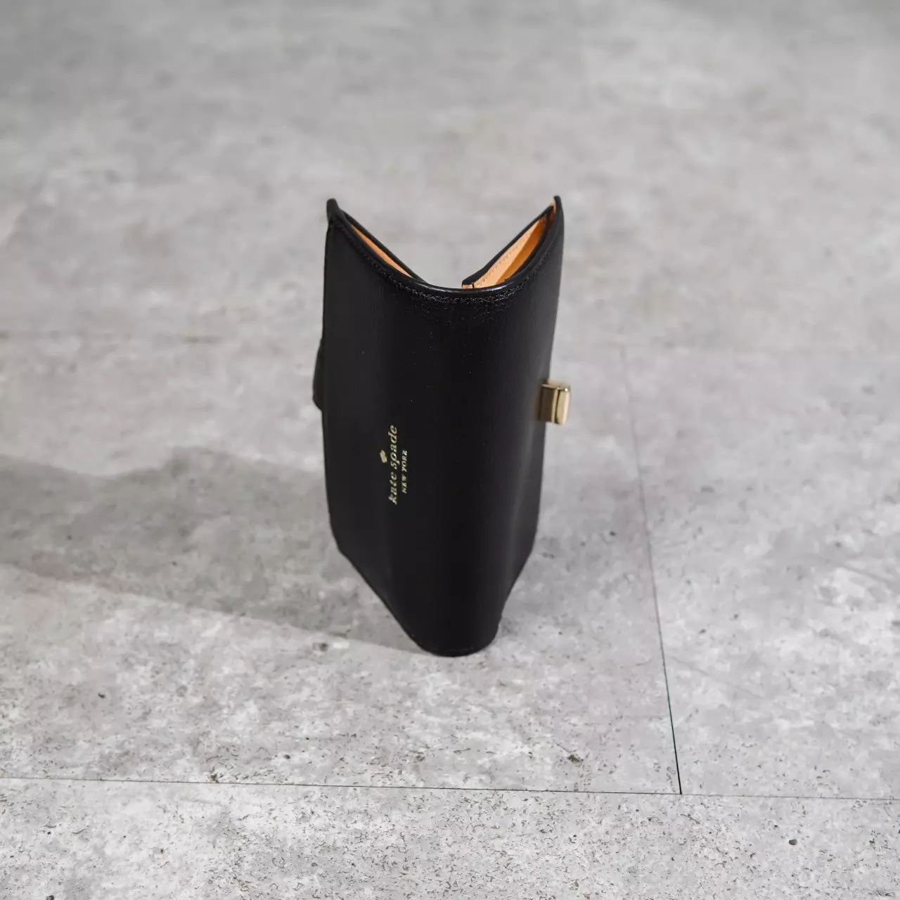 Dompet KATE SPADE GHW BLACK FLAP BIFOLD WALLET 100% ORIGINAL