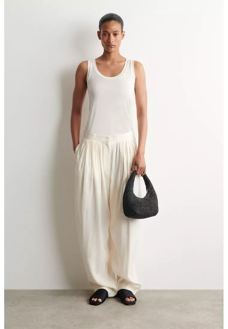 CURVED MINI SHOULDER BAG - STRAW