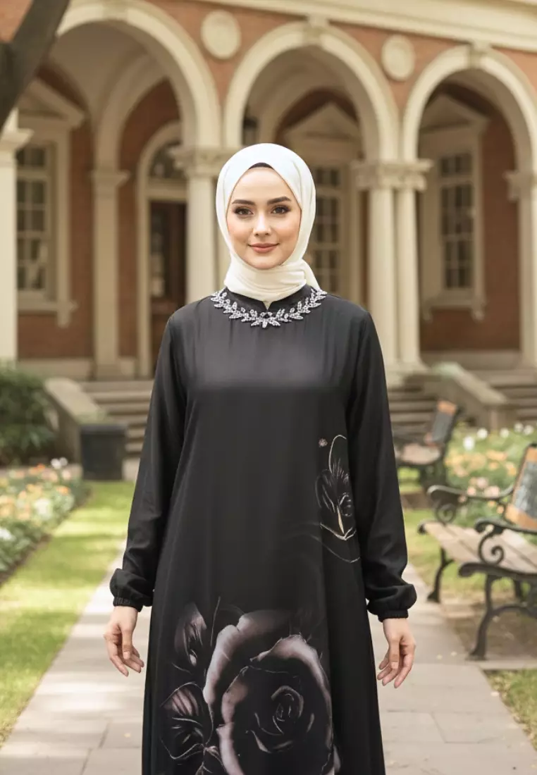Mosleem Long Dress Floral Motif With Pearl Detail In Black By Brilliant Girl Warna HITAM