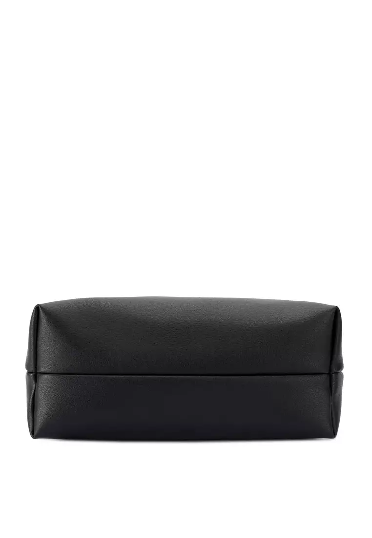 Women's Sling Bag / Crossbody Bag (Tas Selempang Wanita) - Hitam