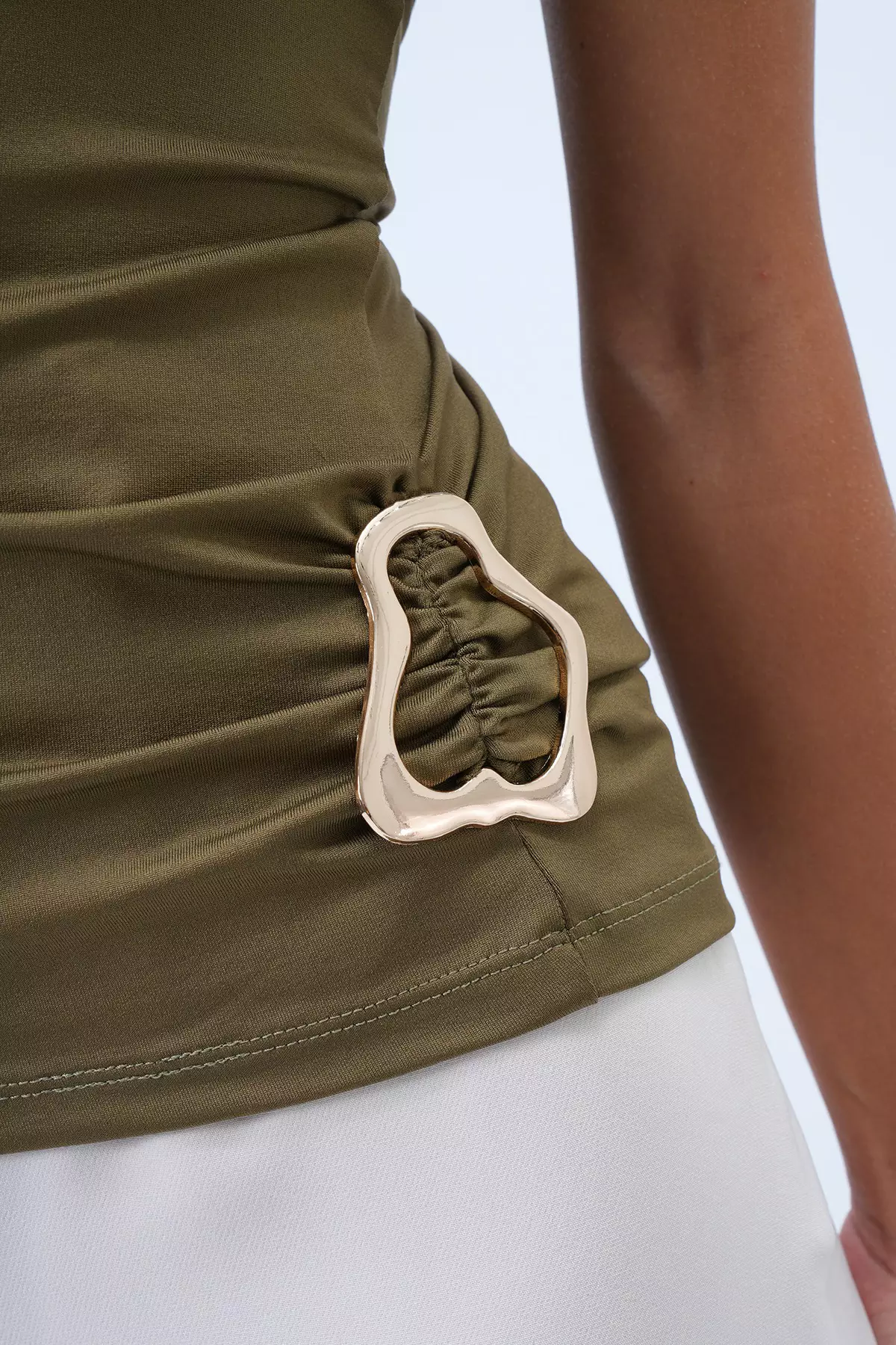 Women's Olive Green Waist Draped Accessory Detailed Single Sleeve Sandy Blouse Alc-X14414