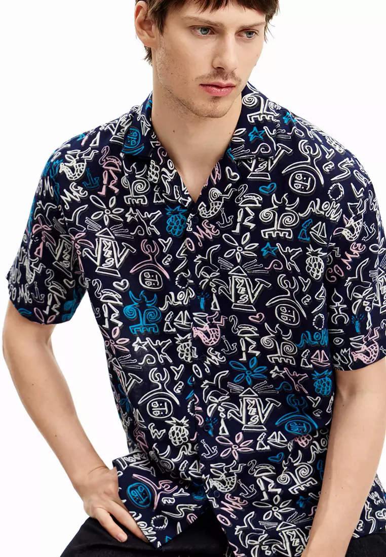 Desigual Man Shirt with contrasting illustrations.