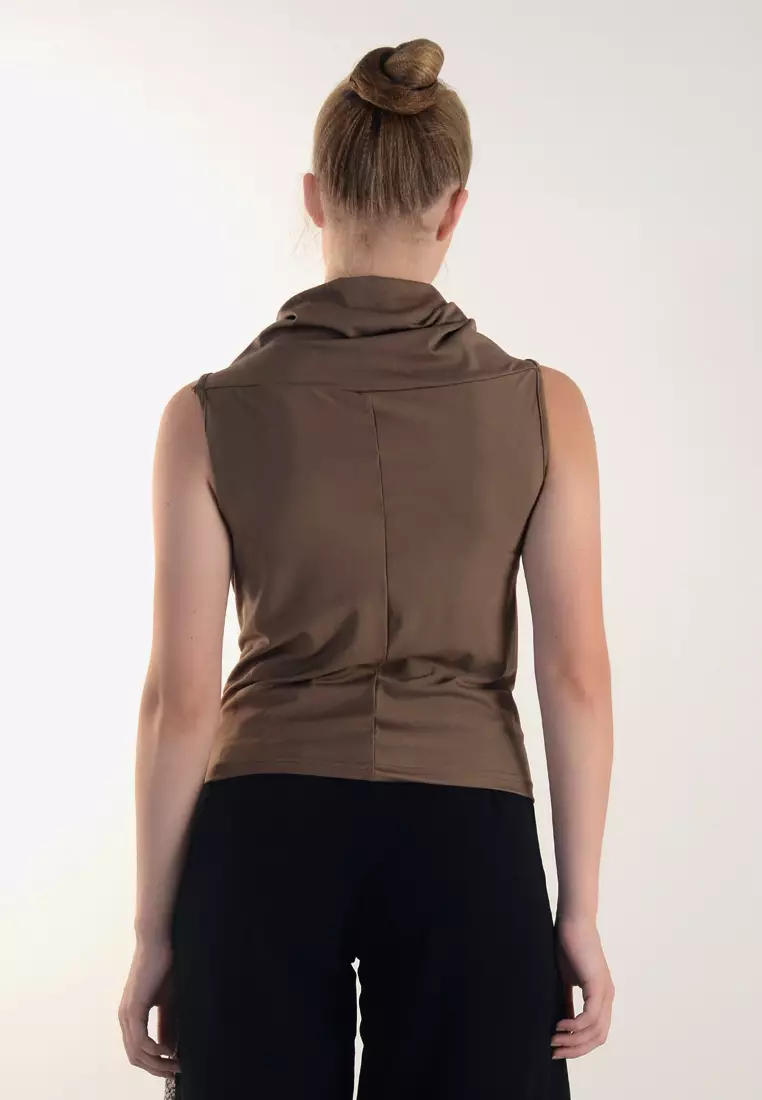 Sleeveless Hi Neck Tee