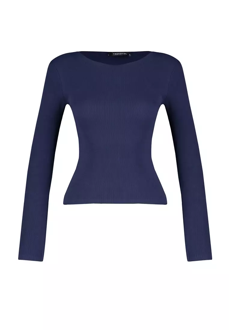 Fitted Round Neck Rib Top
