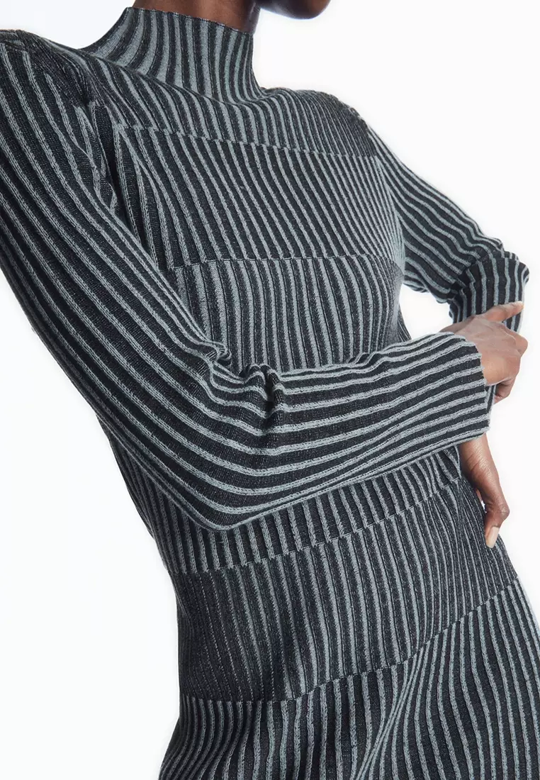 Buy COS Striped Ribbed-Knit Midi Dress 2025 Online | ZALORA