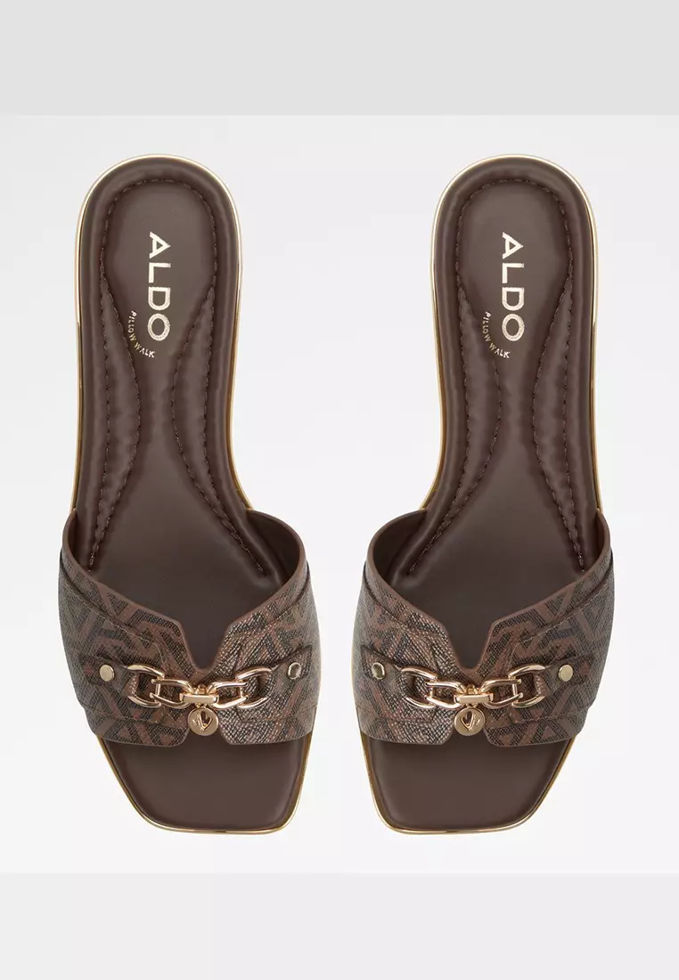 Alamassi Slide Sandals