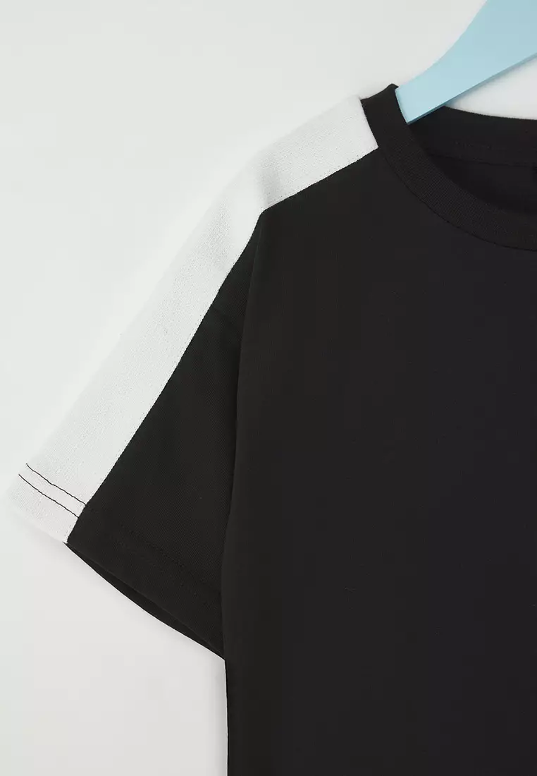 Color Block T-Shirt
