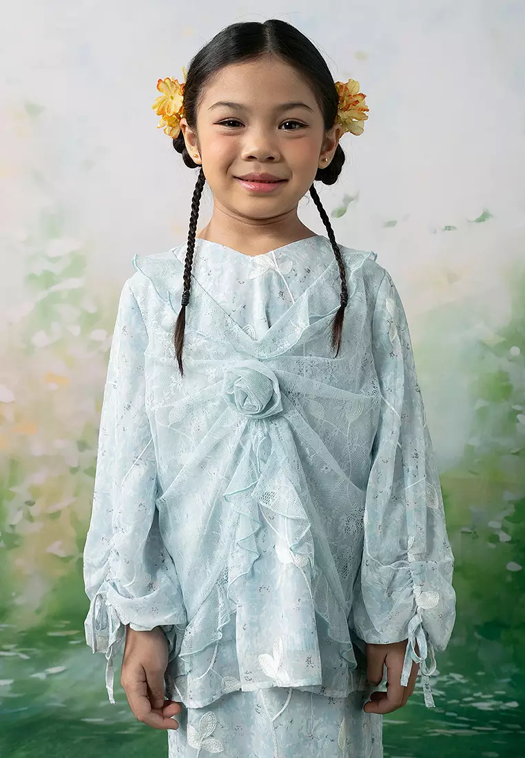 Rosé Embroidered Kurung with Lace Set