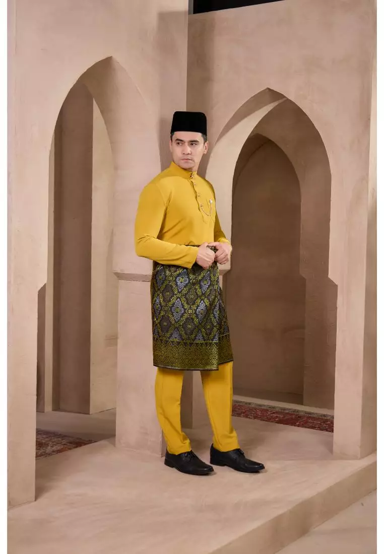 Baju Melayu Mahkota