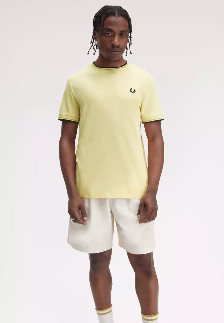 Fred Perry M1588 Twin Tipped T-Shirt (Champion's Gold / Honeycomb / Black)