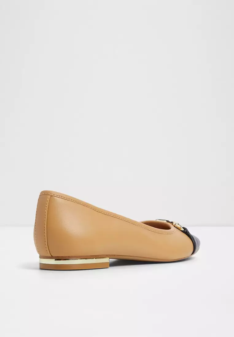 Krishelle Ballet Flats