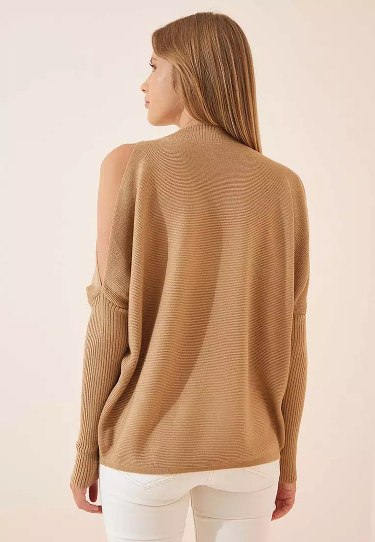 Cut Out Detailed Oversized Knitwear Sweater