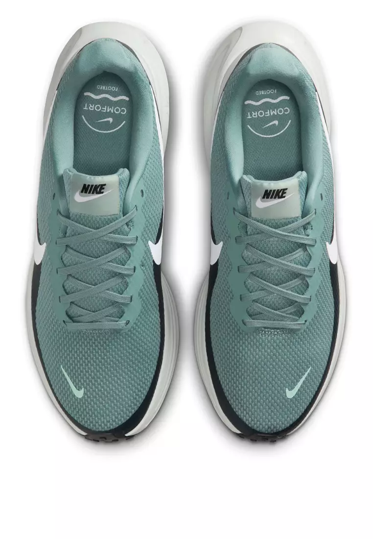 Revolution 8 Road Running Shoes