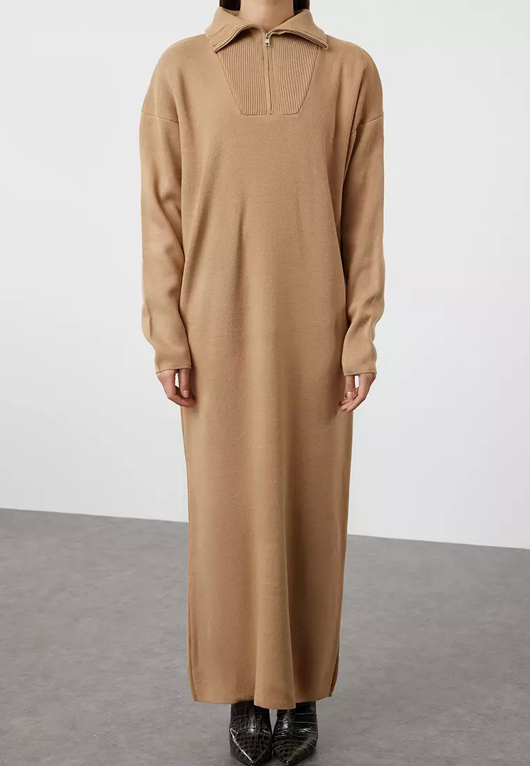 Camel Comfortable Fit Basic Knitwear Dress with Zipper Collar TCTAW25EB00013