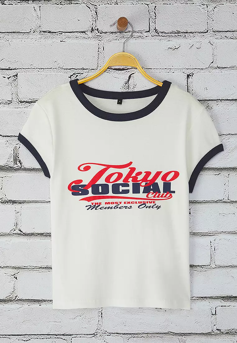 Ecru Slogan Print Color Block Fitted Knitted T-Shirt