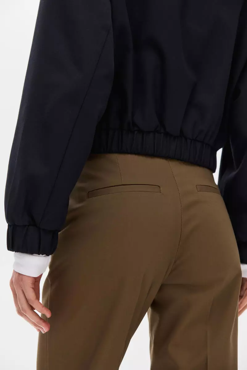 Cigarette trousers