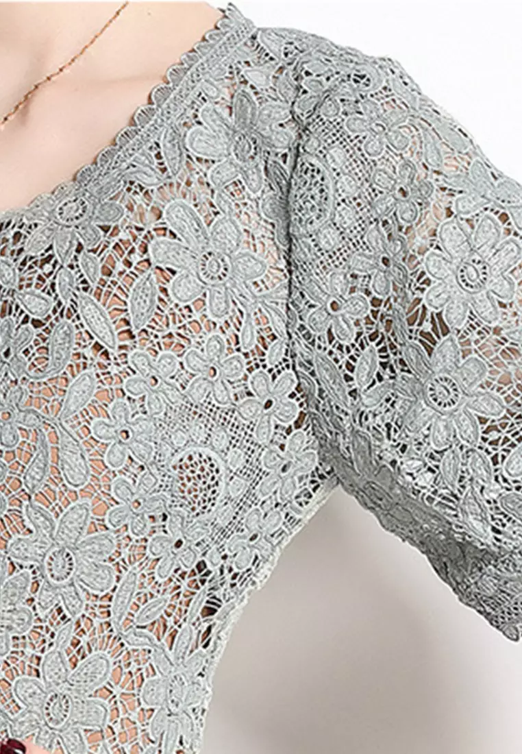 French Lace Slim Fit A-Line One-Piece Dress A22050710