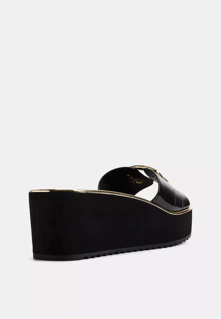Menhaden Beach Sandals