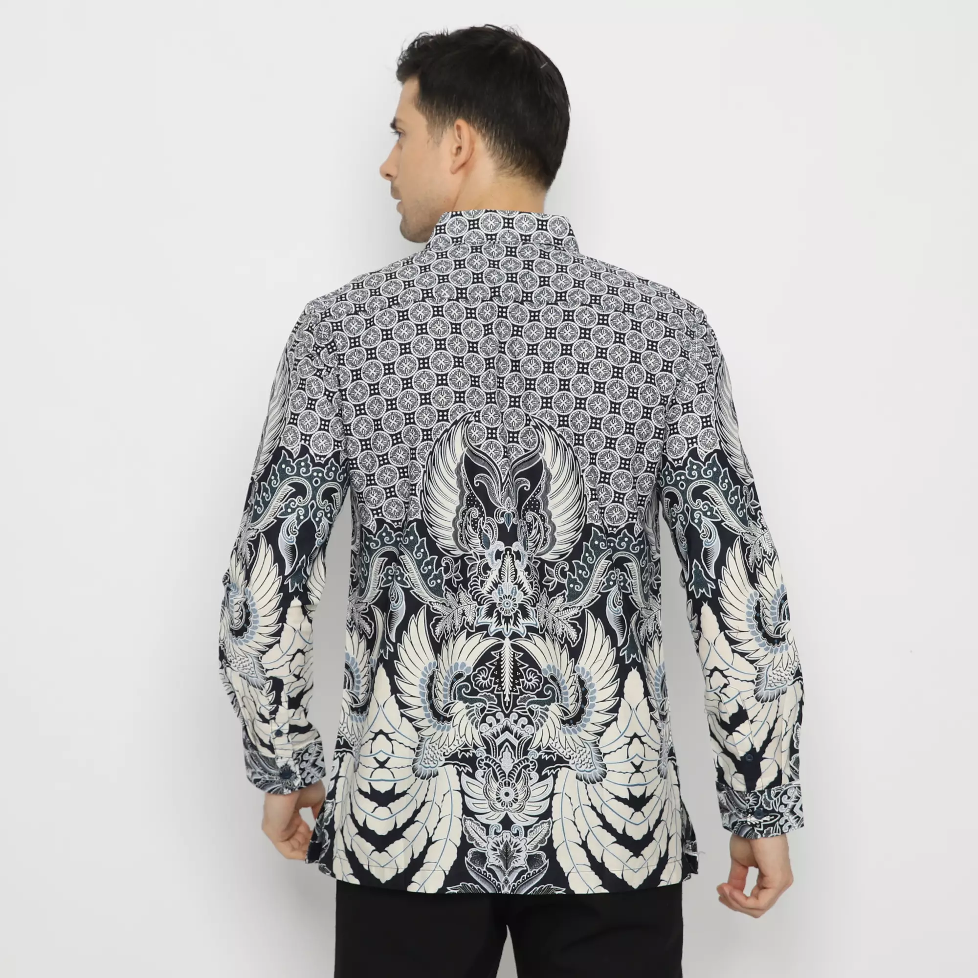 Platini Kemeja Batik Pria Lengan Panjang Katun Navy Abu 36026