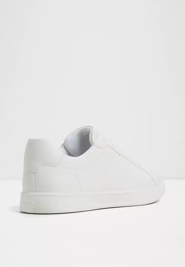 Ozzy Low-Top Sneakers