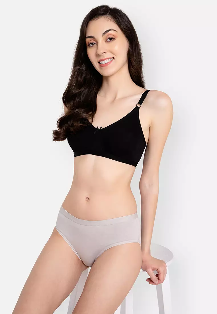 Clovia Non-Padded Non-Wired Full Figure T-shirt Bra in Black - Cotton