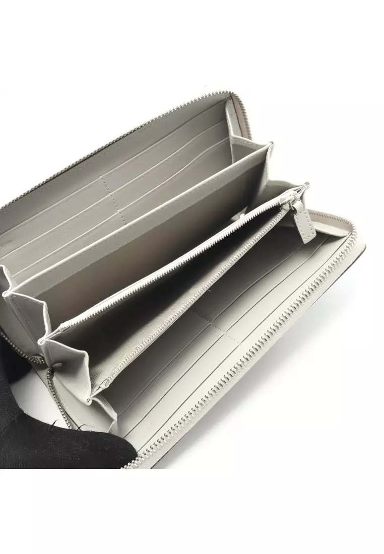 Pre-Loved Gucci gucci Imprint round zipper long wallet leather Light gray Japan limited