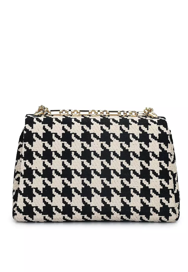 Carlyle houndstooth medium shoulder bag clearance