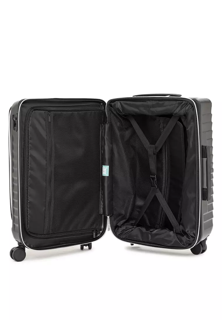 Malibu 5208-54 Black (Zipper Type) - Medium - TSA Luggage