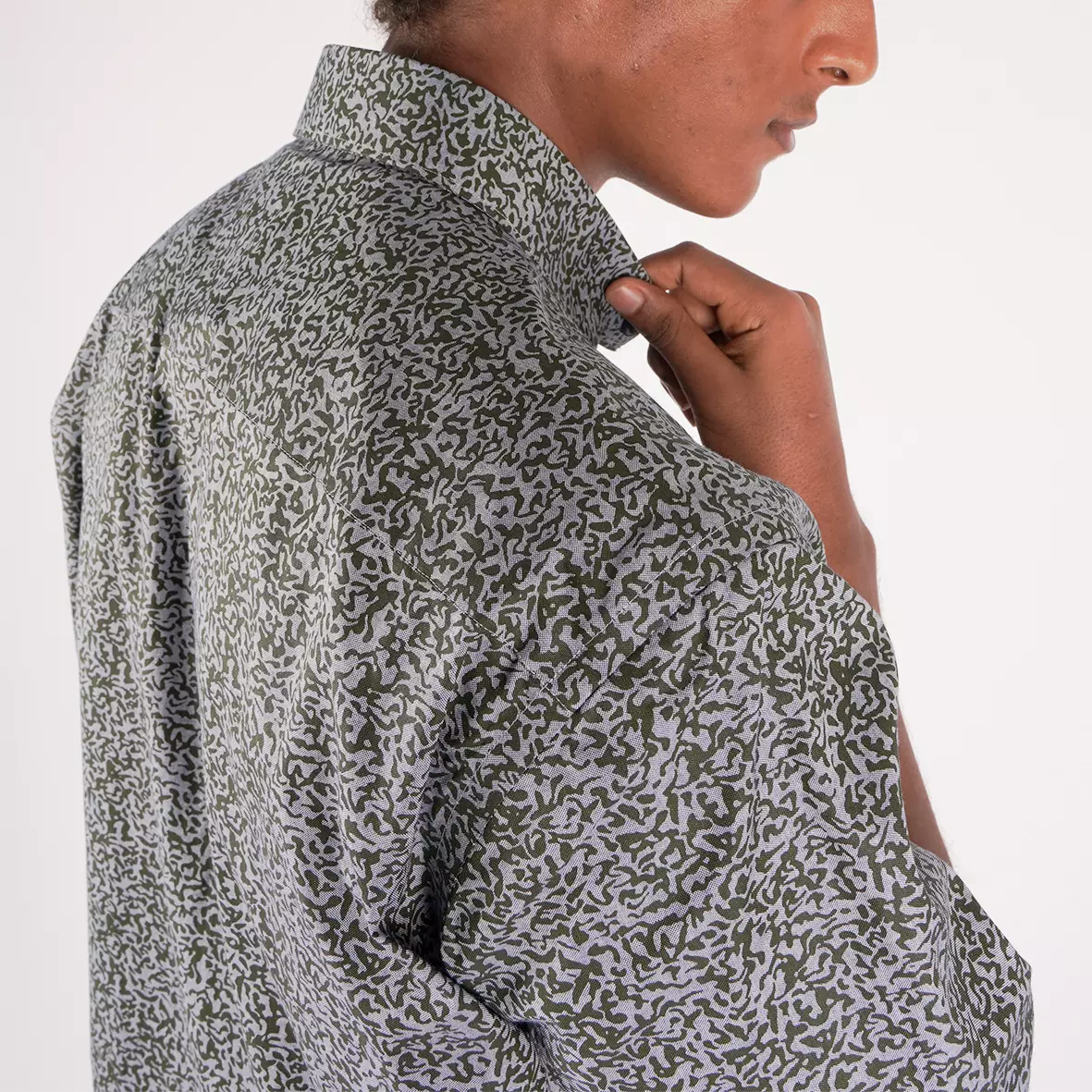 Kemeja Lengan Pendek Ethan White Print Olabri Grey