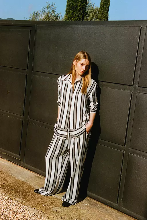 Wide drawstring trousers
