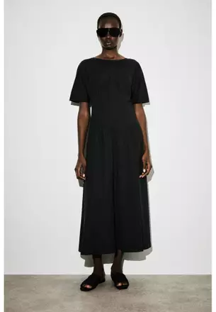 brayden knit dress Brayden Knit Midi Dress – Heist Boutique main image 1