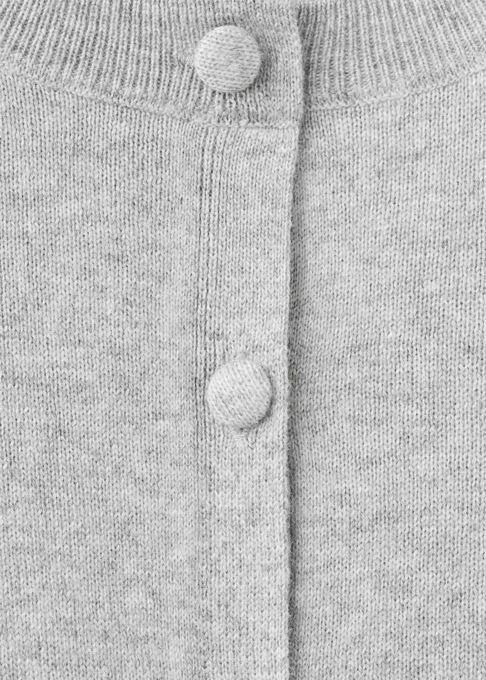 Kardigan kancing rajut