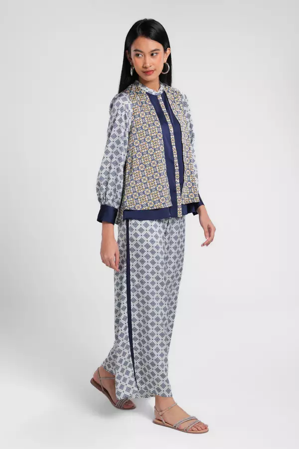 MINIMAL - Layanah - Kulot Lebar Motif Etnik - Navy