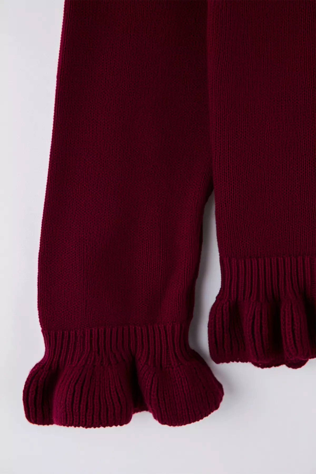 Burgundy Button & Flywheel Detailed Soft Textured Knitwear Cardigan Tbbaw26Av00031