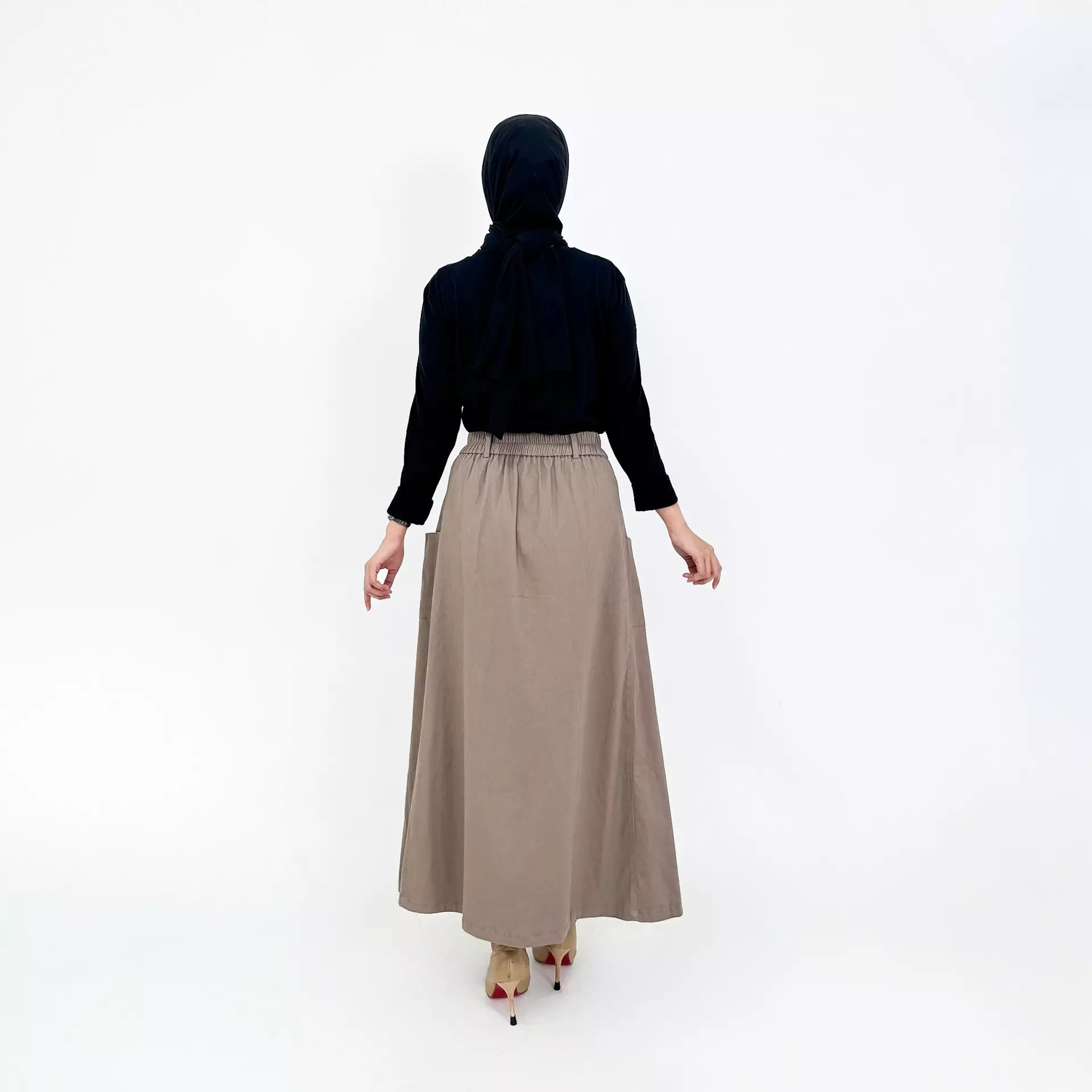 Rok Panjang Flare Basic Mika - COKLAT