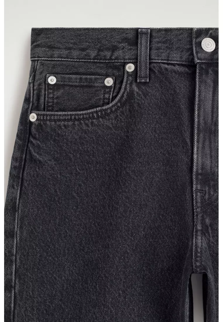 CHORD STRAIGHT-LEG DENIM SHORTS