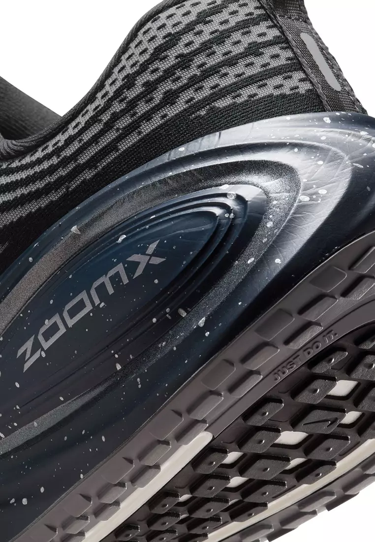 Nike Vomero Plus Speckle