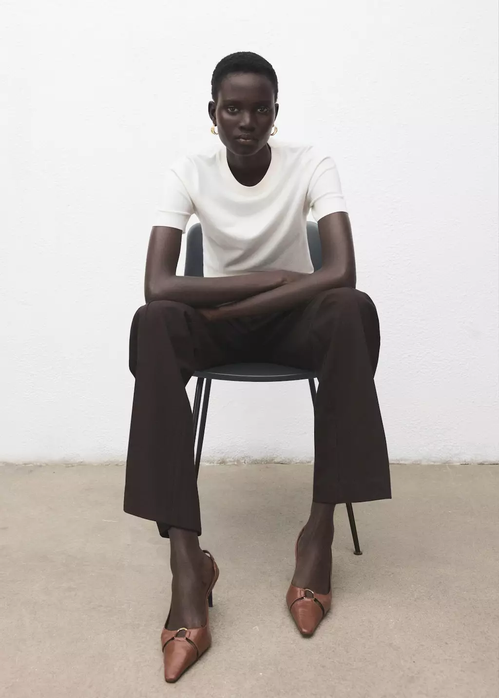 Celana flare berpinggang rendah