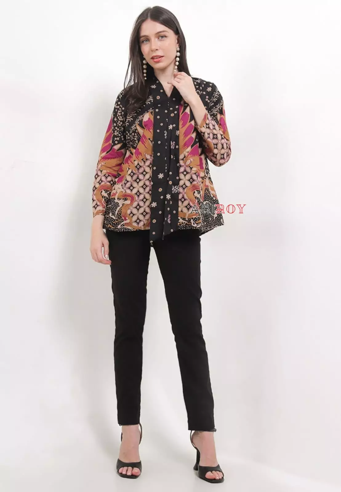 Blouse Batik Godhowarsa Hitam Premium Slimfit Elegant NLN