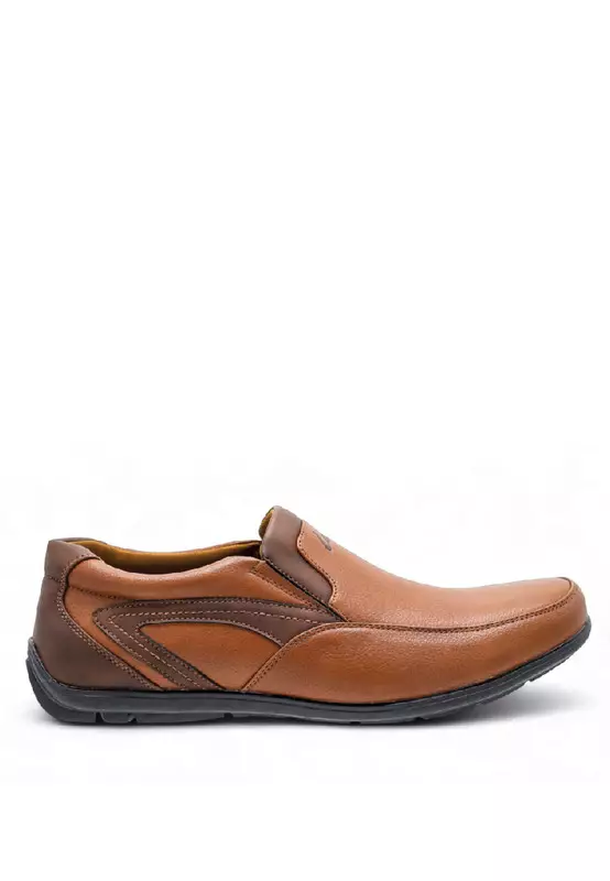 Discount on Louis Cuppers  shoes - SKU: Louis Cuppers Men Slip On Business Loafers - 250131353