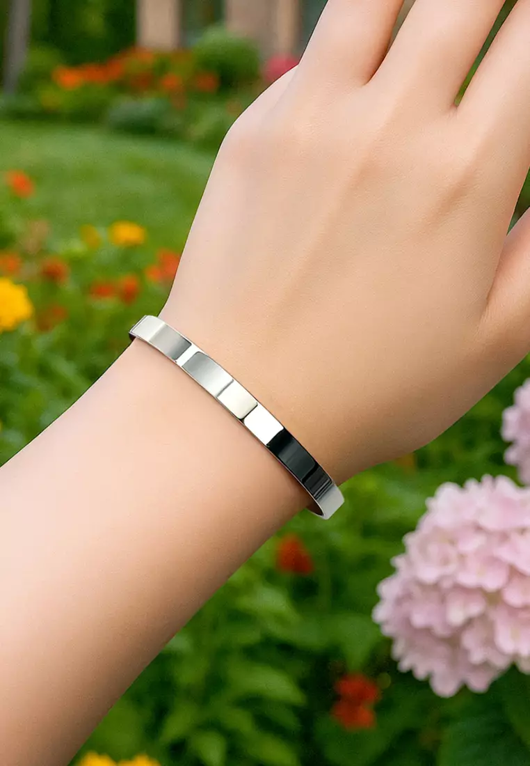 Avenue Classic Cuff Bangle White Gold