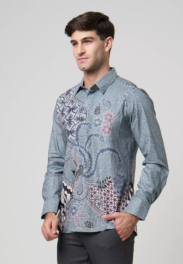 Slimfit Trisatya Kemeja Batik Pria Lengan Panjang