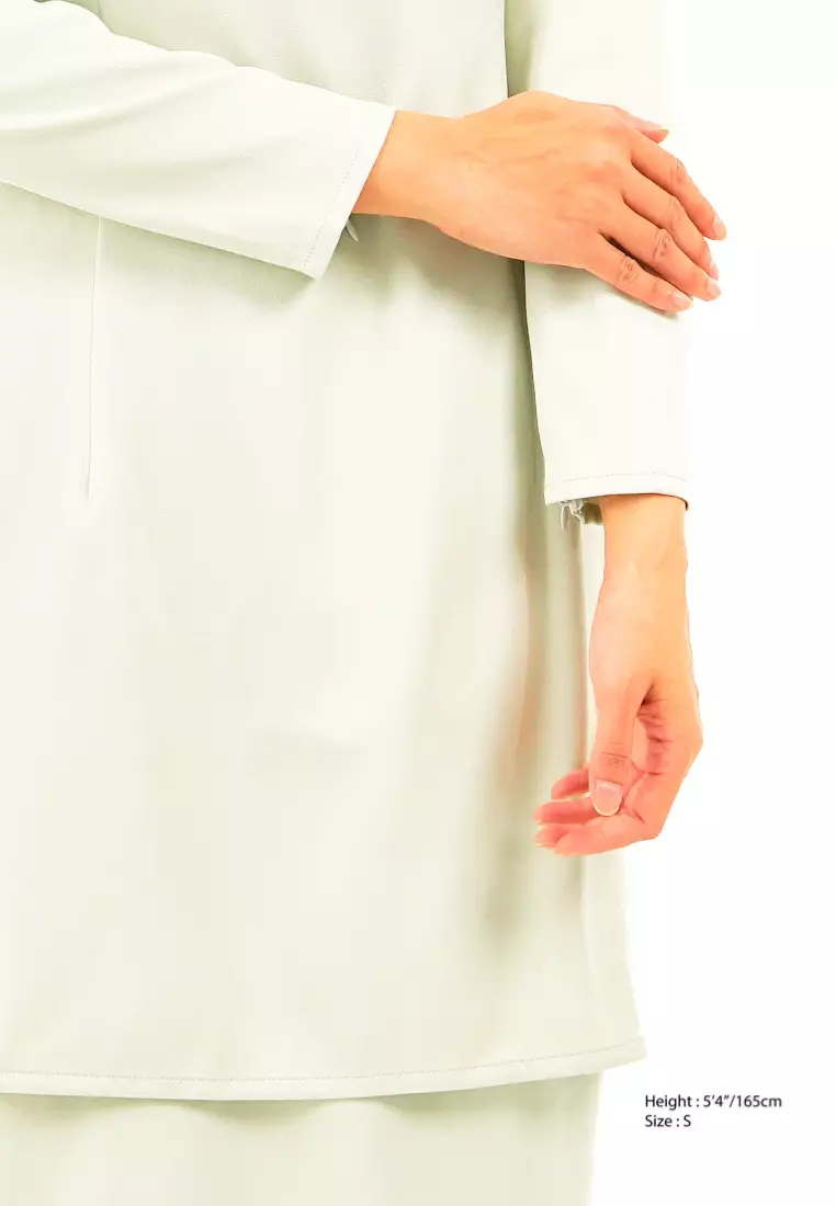 Gene Martino Julia Kurung Modern 7103